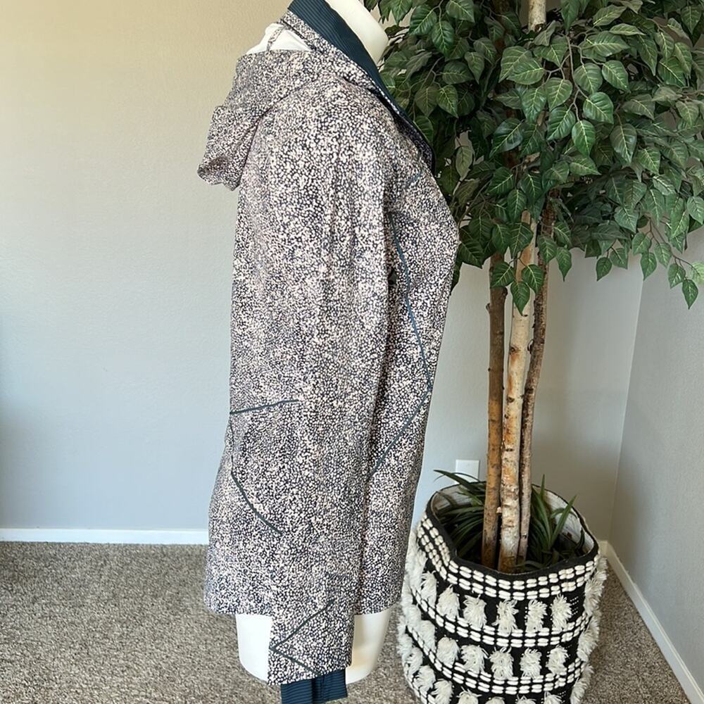 Lululemon Runaway Jacket Pebble Print‎ Parfait 6 - Picture 5 of 12